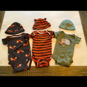 Newborn baby boy hat and onesie sets